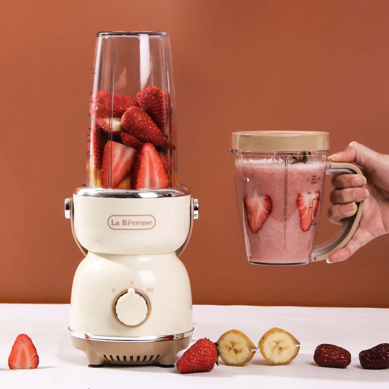 Retro Personal Blender - 300W for Smoothies, Shakes & Sauces with 17oz Cup & 10oz Mug