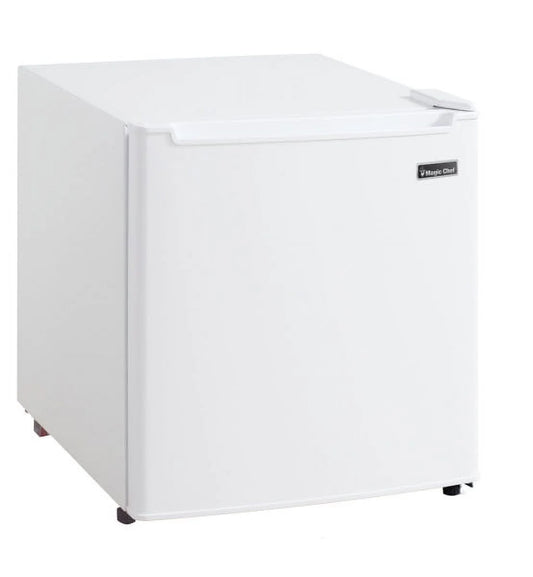 Compact and Efficient  1.7 Cu. Ft. Single Door Refrigerator - Perfect for Small Spaces!