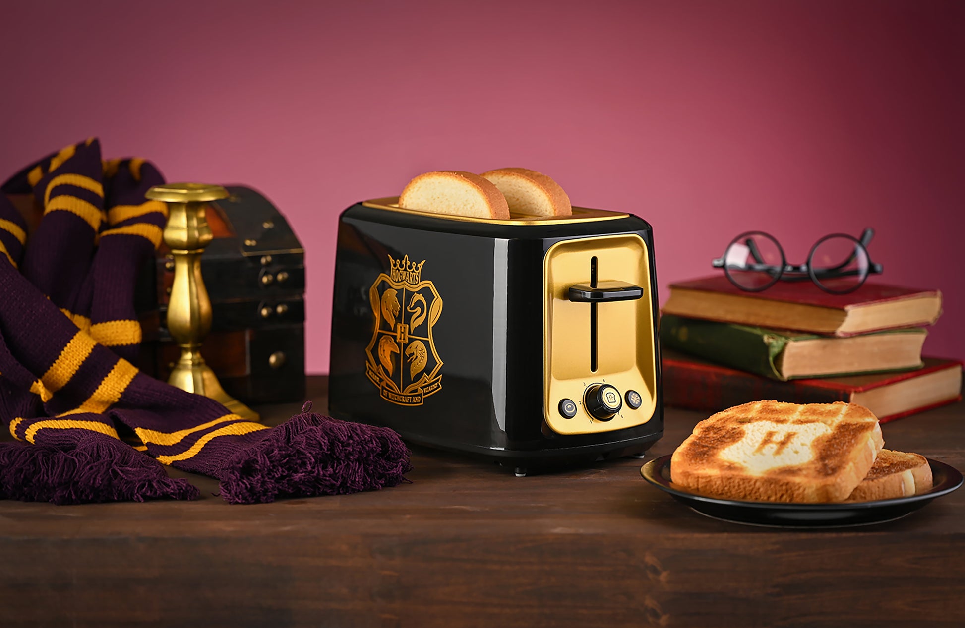 Magical Mornings:  2-Slice Toaster for Enchanting Breakfasts
