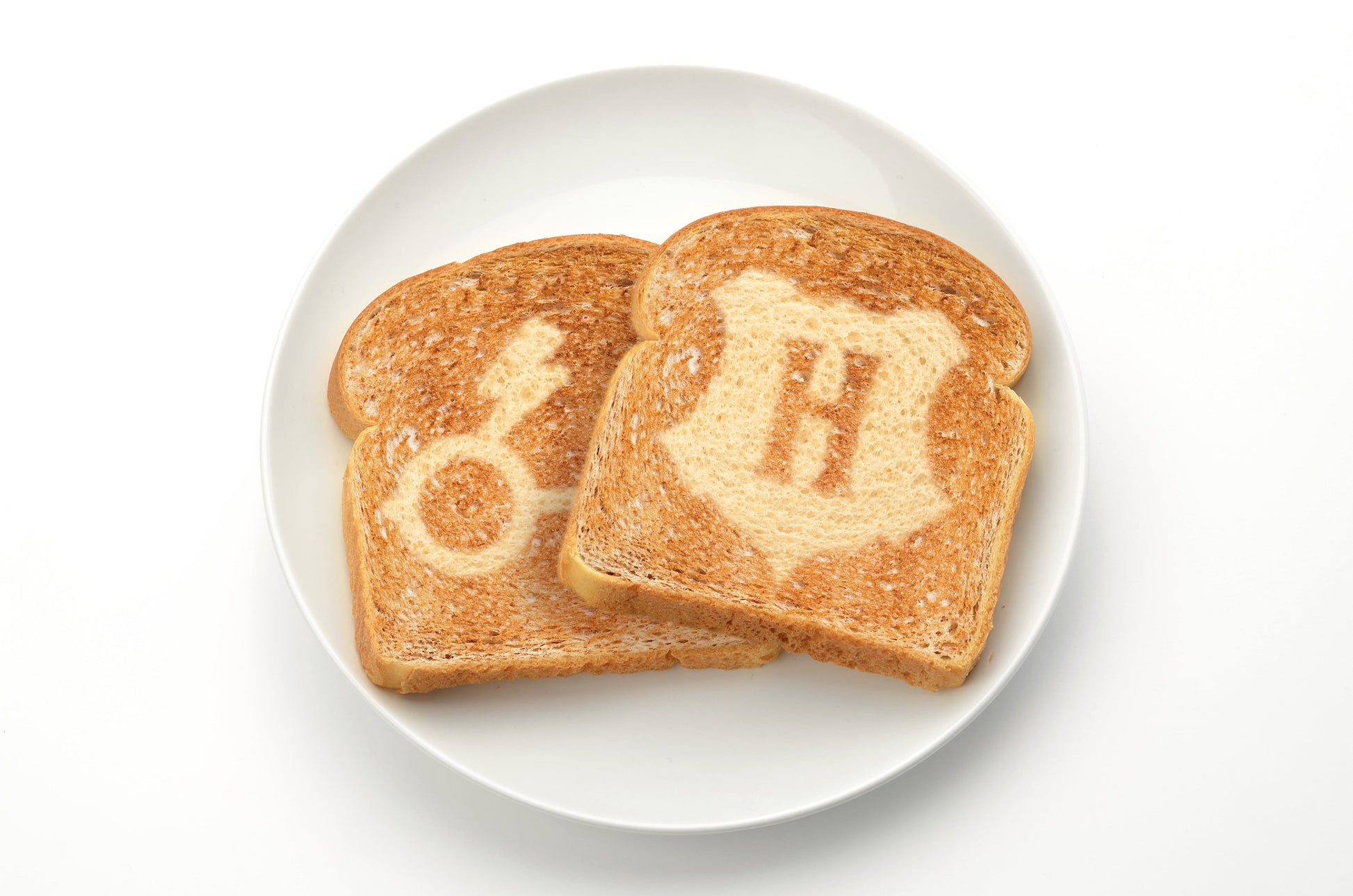 Magical Mornings:  2-Slice Toaster for Enchanting Breakfasts